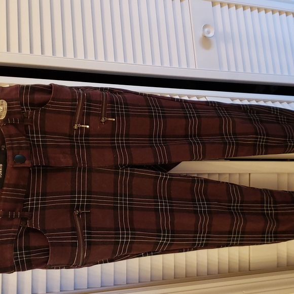 Torrid Plum plaid stretch jeggin - Picture 4 of 4